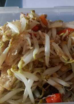 Tumis toge tahu pedas