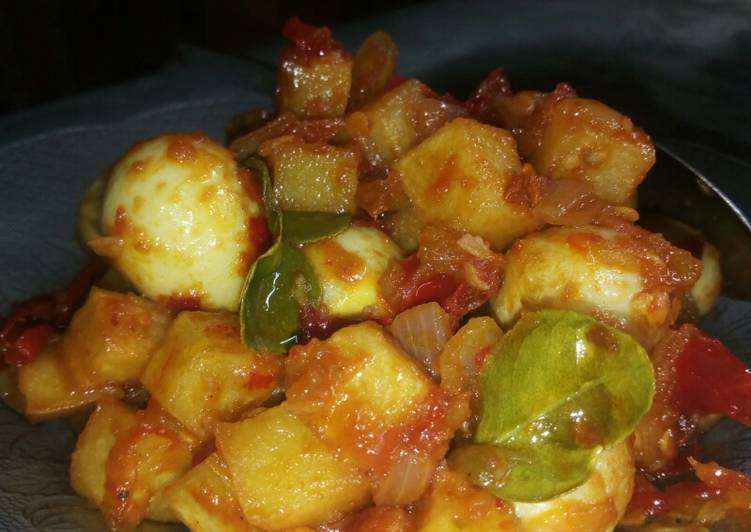 resep masakan Telur puyuh kentang balado #BikinRamadanBerkesan