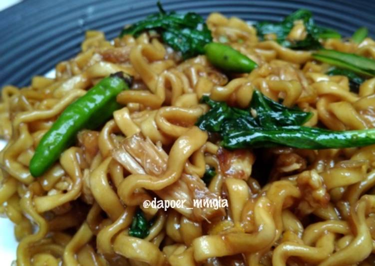 6. Mie Goreng
