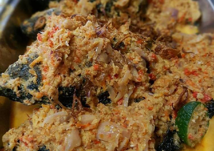 resep masakan Pecak ikan mas bumbu kacang