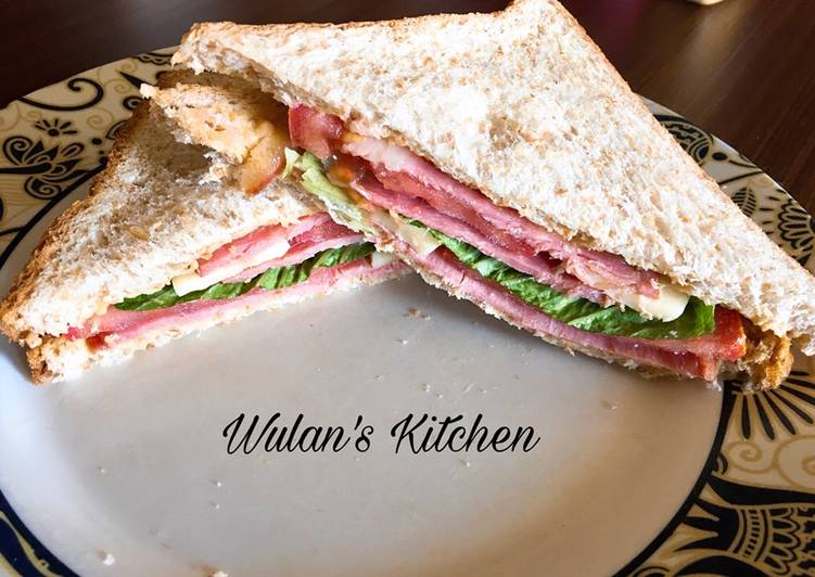 resep Honey Roasted Ham and Cheese Sandwich