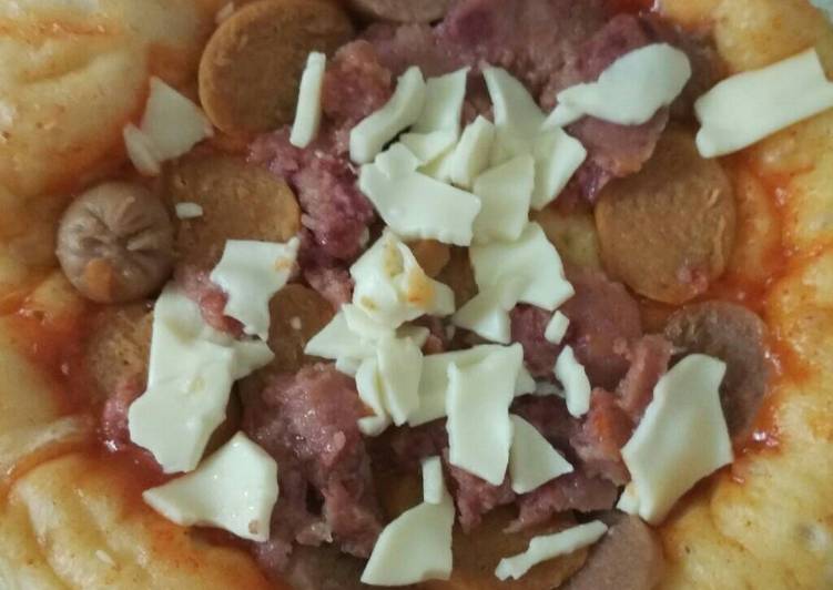 bahan dan cara membuat Pizza rice cooker