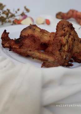 Ayam goreng bumbu ungkep kuning