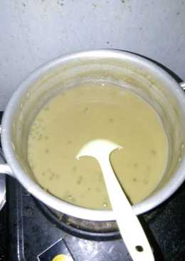 Bubur kacang ijo(Manis Gurih santan parut)