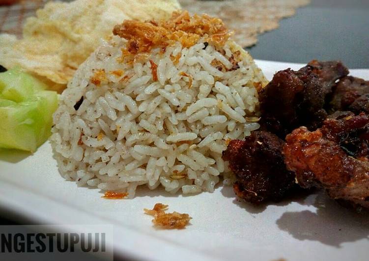 resep makanan Nasi Kebuli Simple Dengan RiceCooker