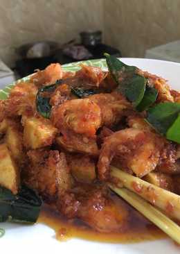 Sambal goreng udang kentang