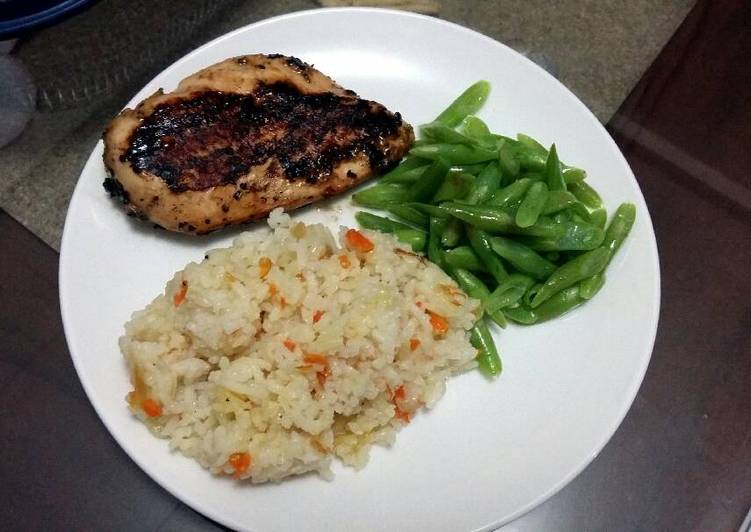 gambar untuk resep Grilled Chicken Breast and Rice Pilaf