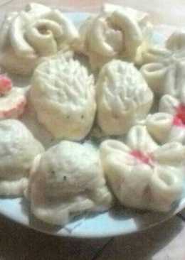 Bakpao isi ayam semur