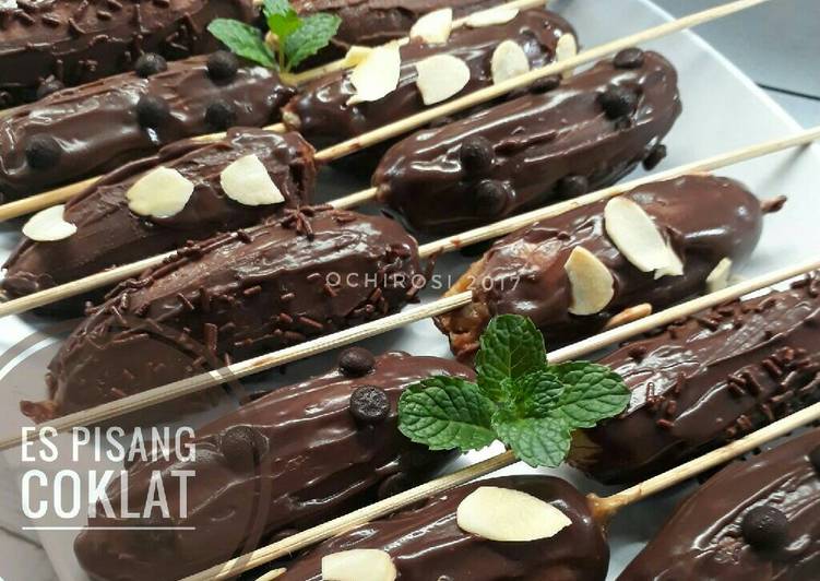 bahan dan cara membuat Es Pisang Coklat