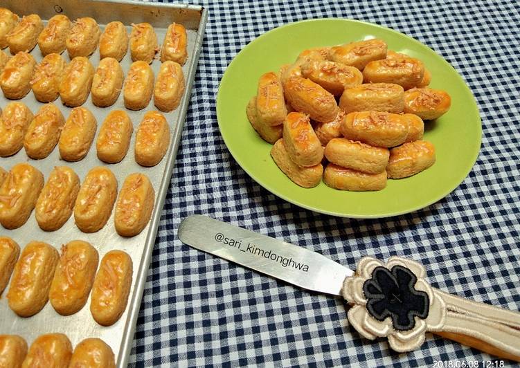 resep lengkap untuk Kastengel / Kue Keju #RabuBaru