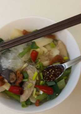 Bihun kuah rebung bambu ayam