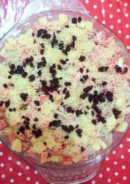 Fresh milky fruits salad