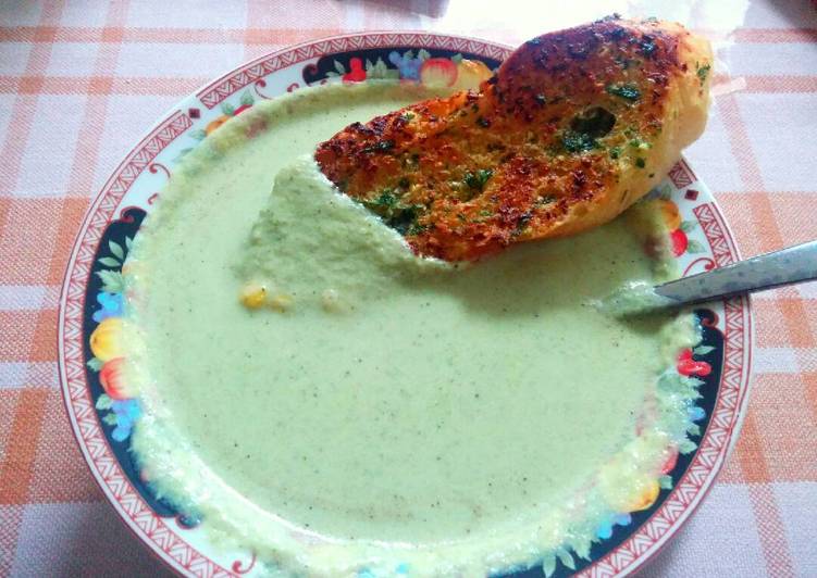 cara membuat Broccoli Cream Soup with Garlic Bread