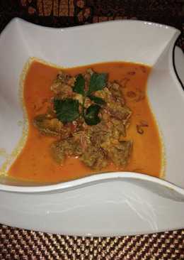 8. Gulai Iga Sapi ala Solo (manis gurih)