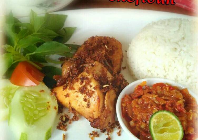 resep makanan Ayam goreng lengkuas + sambel sereh (serai)