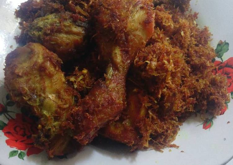 resep lengkap untuk Ayam goreng kelapa