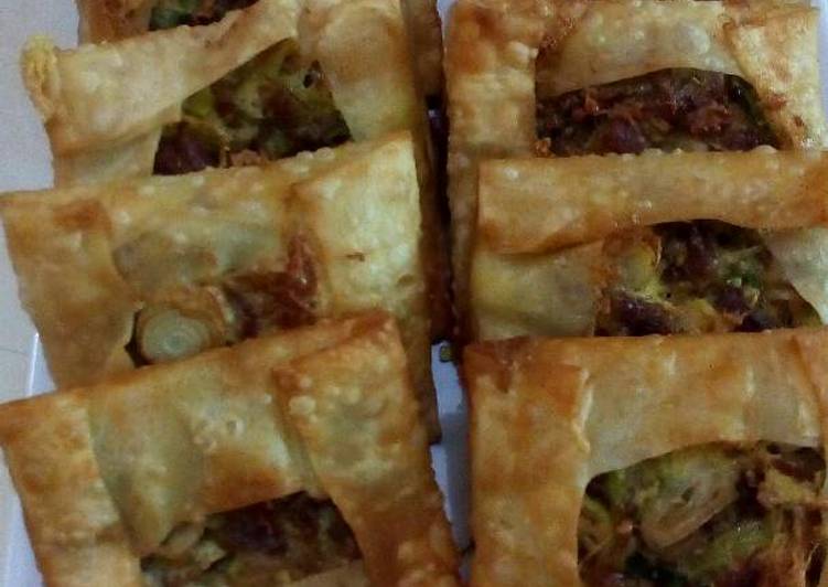 Resep Martabak Telur mini Oleh Laksmi Herdiana Putri ~ Resep Mudah