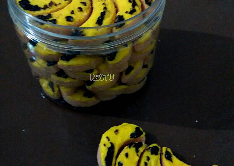 Resep Banana Chocolate Cookies Ny. Liem Karya Rachma Esty Utami