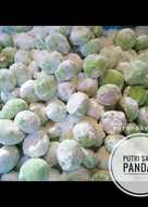Kue Putri Salju Pandan