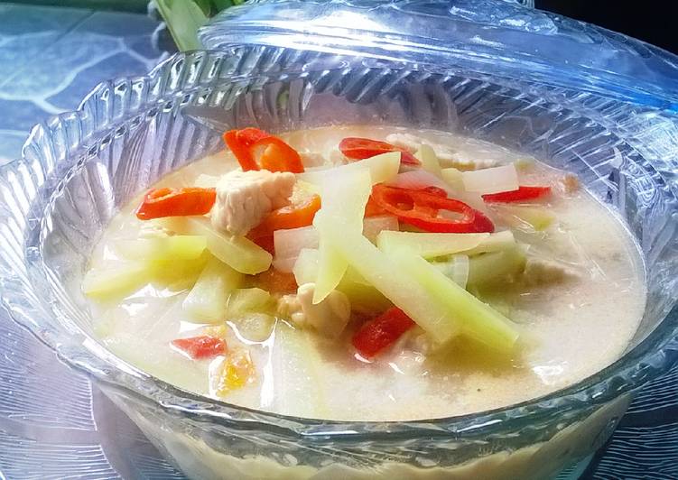 resep lengkap untuk Sayur Santan Labu Siam & Tempe (Lodeh putih) Simple