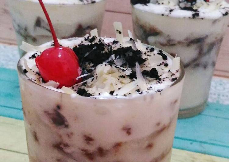 gambar untuk resep makanan Chizkek Lumer / Oreo cheese cake (ini biskuitnya bukan oreo)