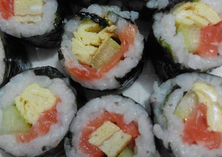 bahan dan cara membuat Sushi Imut