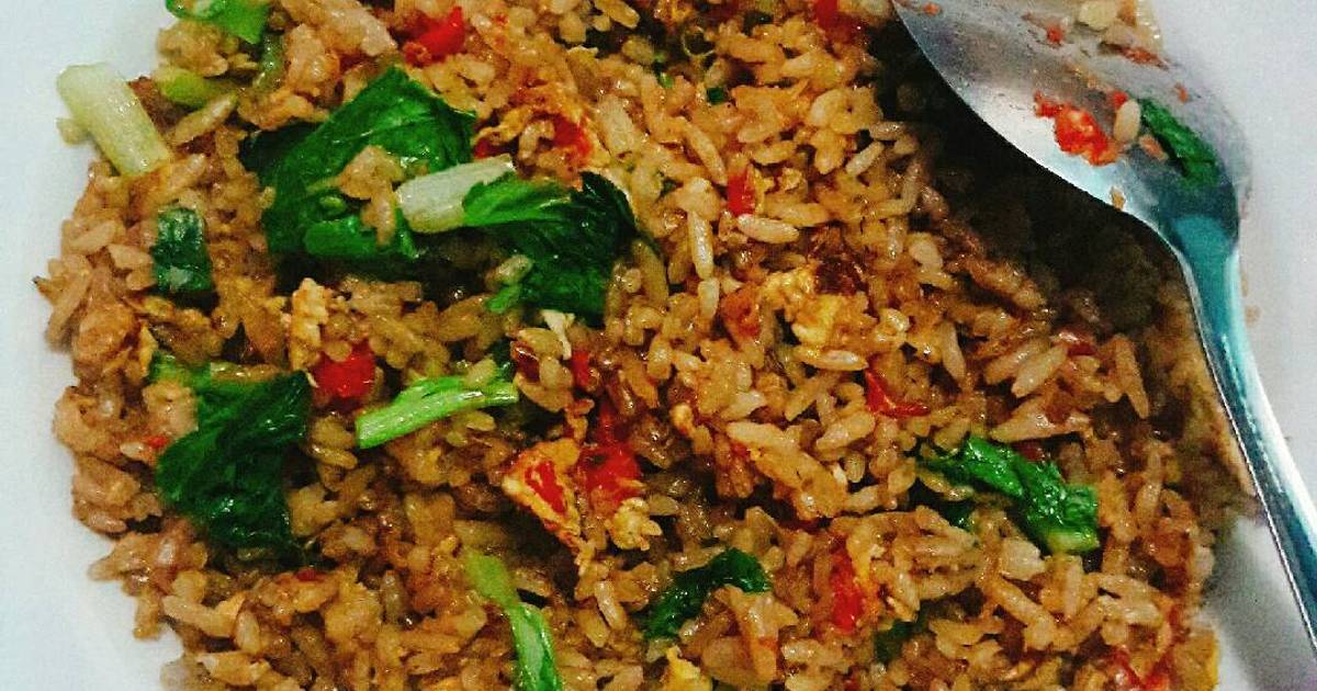  Resep  Nasi  goreng  ala  abang yg jualan  oleh Tia Lestiani 