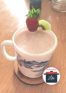 Smoothie strawberry kiwi yogurt #homemadebylita