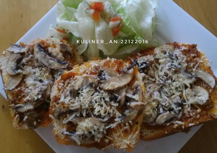 Resep Roti panggang Jamur saus Bolognaise - Utami Subowo @kuliner_an