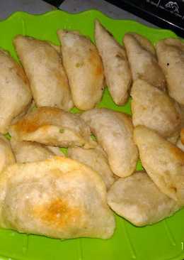 Cireng isi sambal oncom