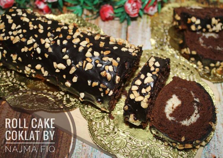 gambar untuk cara membuat Roll Cake Coklat