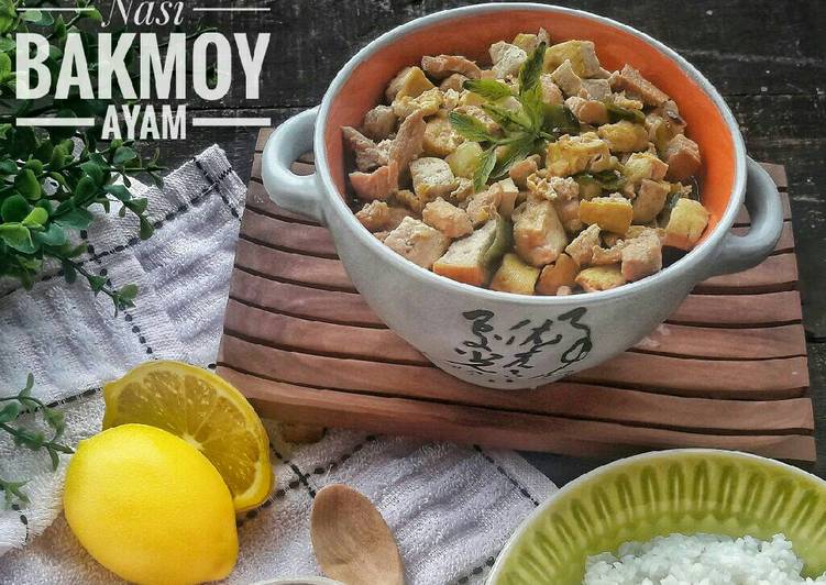 resep lengkap untuk Nasi Bakmoy Ayam