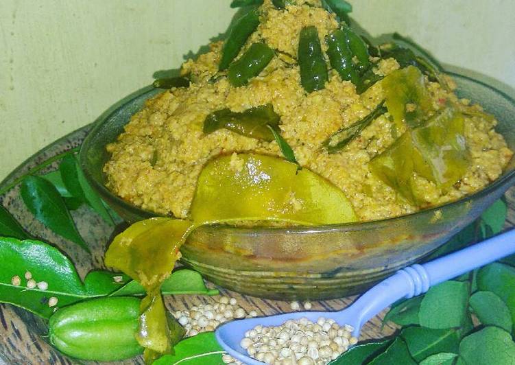 bahan dan cara membuat Sambal kelapa/béulacan