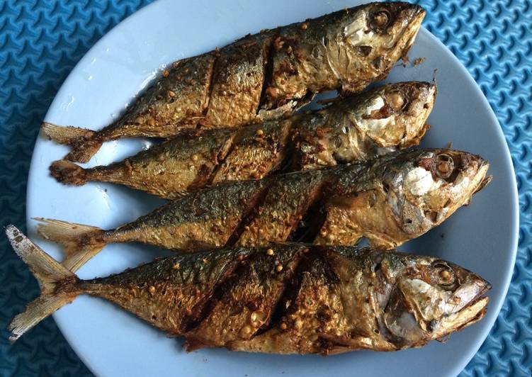 Resep Ikan kembung goreng kering Kiriman dari Dina