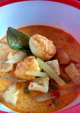 Lodeh labu siam, tahu, telur puyuh