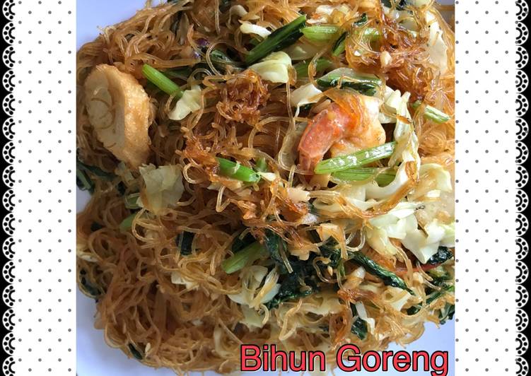 cara membuat Bihun Goreng Seafood