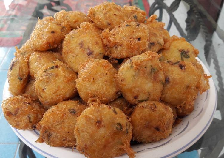 Resep Perkedel kentang daging giling bawang goreng???? Kiriman dari Ra.
Aini {Momy Athar}