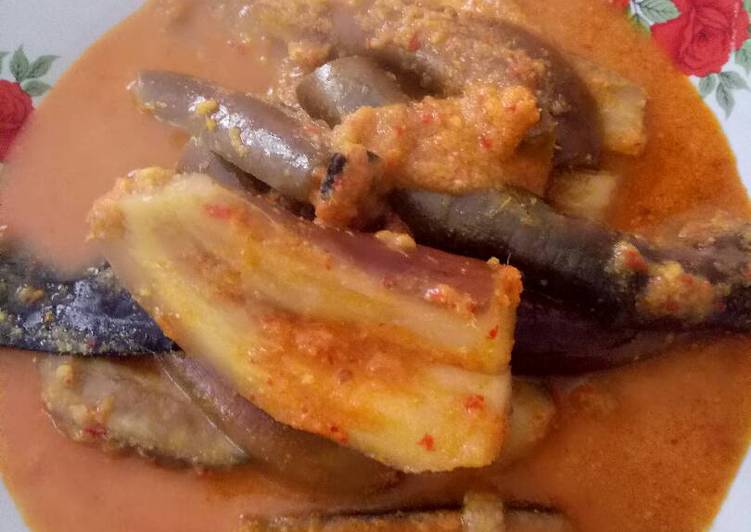 Resep Kari terong ungu Oleh Erna Darmawan