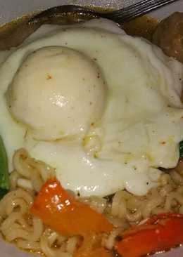 Mie Rebus Pedes Gila Pakai Telor Anti Buyar