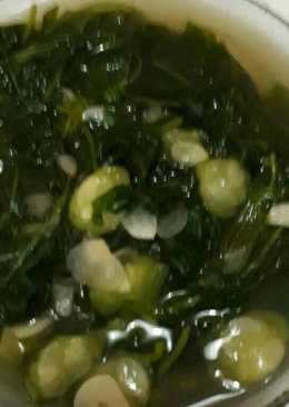 Sayur bayam oyong segar