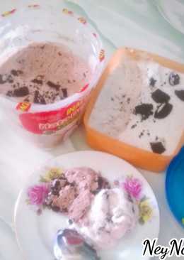 Es Krim Oreo Vanilla dan Coklat