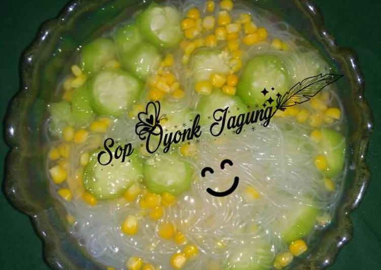 resep lengkap untuk Sop Oyonk Jagung