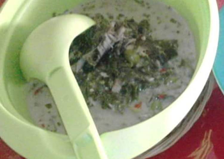 gambar untuk resep makanan Gulai Daun Ubi Tumbuk