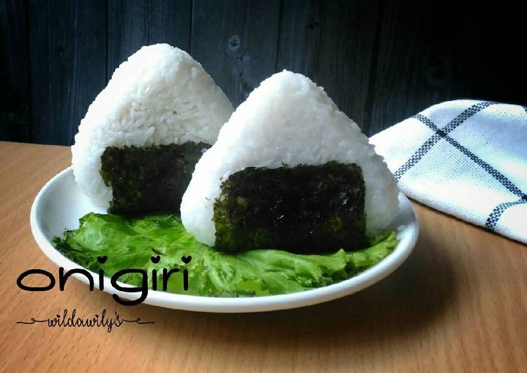 resep lengkap untuk Onigiri (nasi kepal) #pr_asianfood