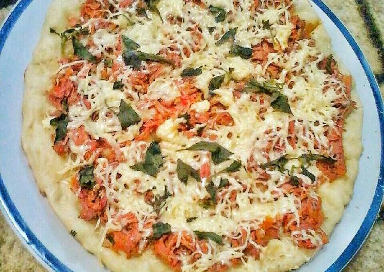 resep masakan Pizza daging kemangi dan keju dengan teflon