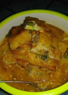 Mie telur hancur topping martabak