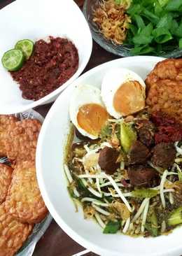 Rawon daging sapi