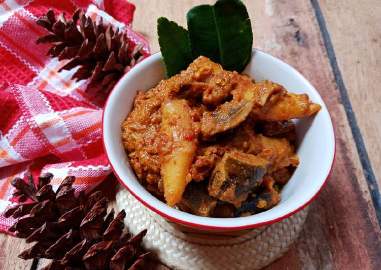 bahan dan cara membuat Sambalado Tanak