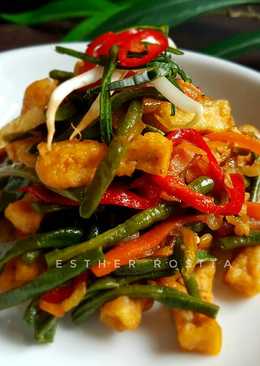 Tumis kacang panjang campur tahu