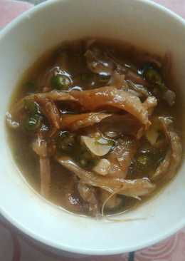 Ayam goreng suwir saos tiram pedes